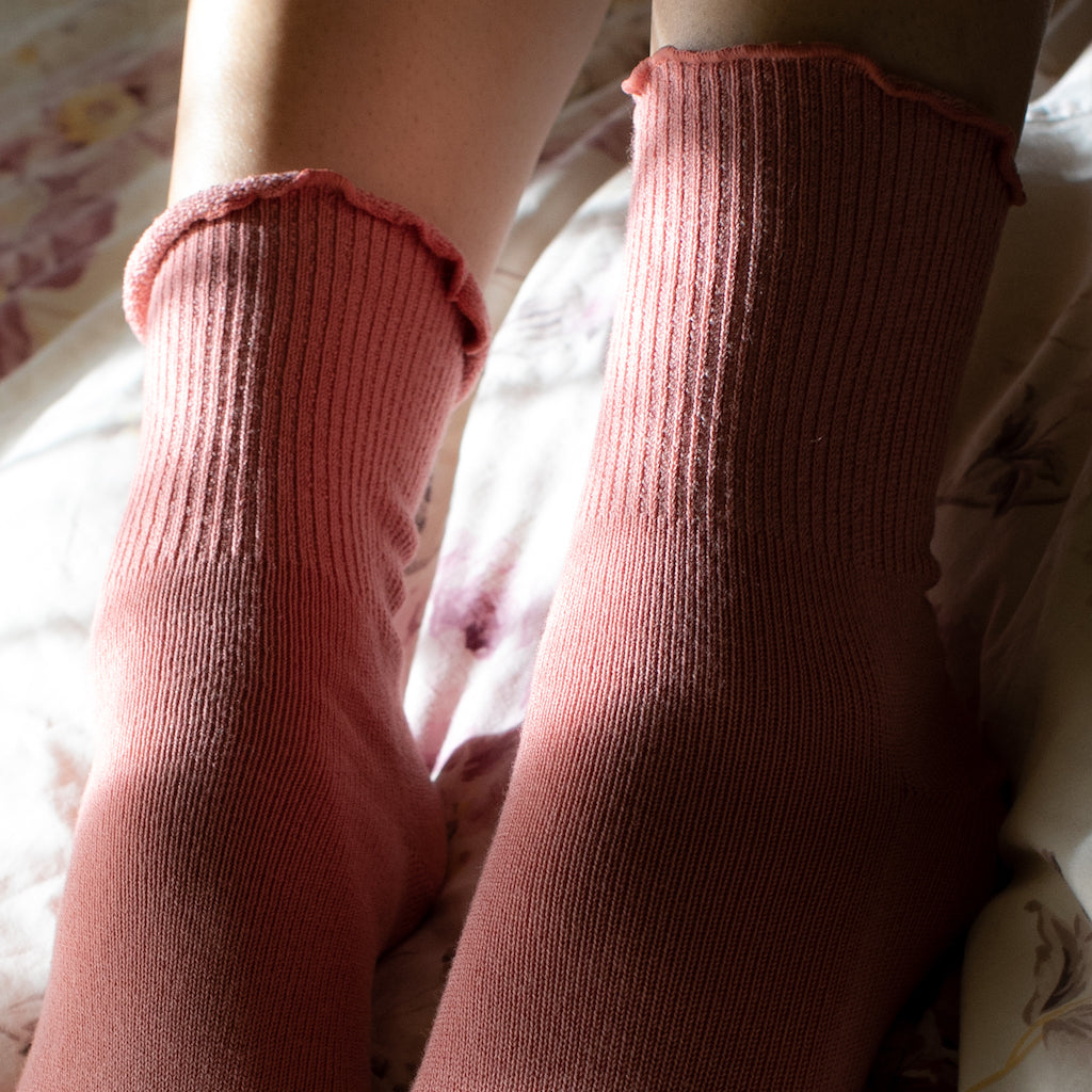 Loose-Fit Cotton Toe  Crew Socks