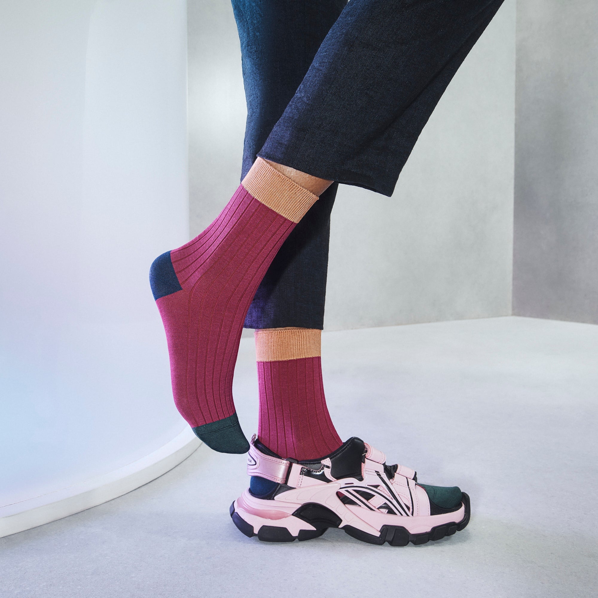 Quattro Colored Cotton  Crew Socks