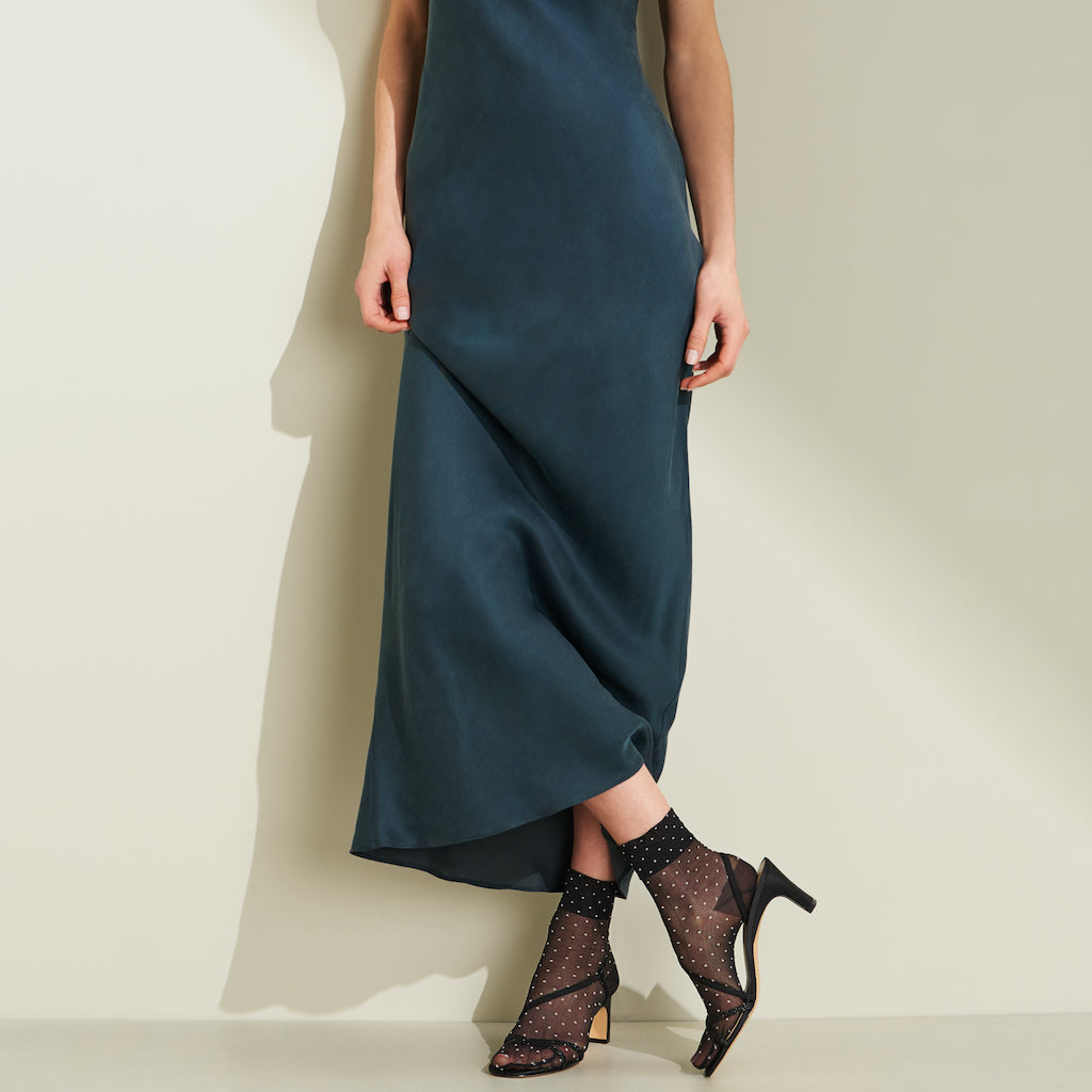 Pin Dot Quarter Socks