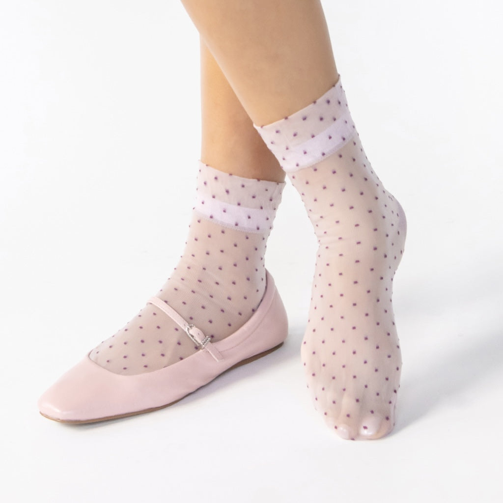 Pin Dot Quarter Socks