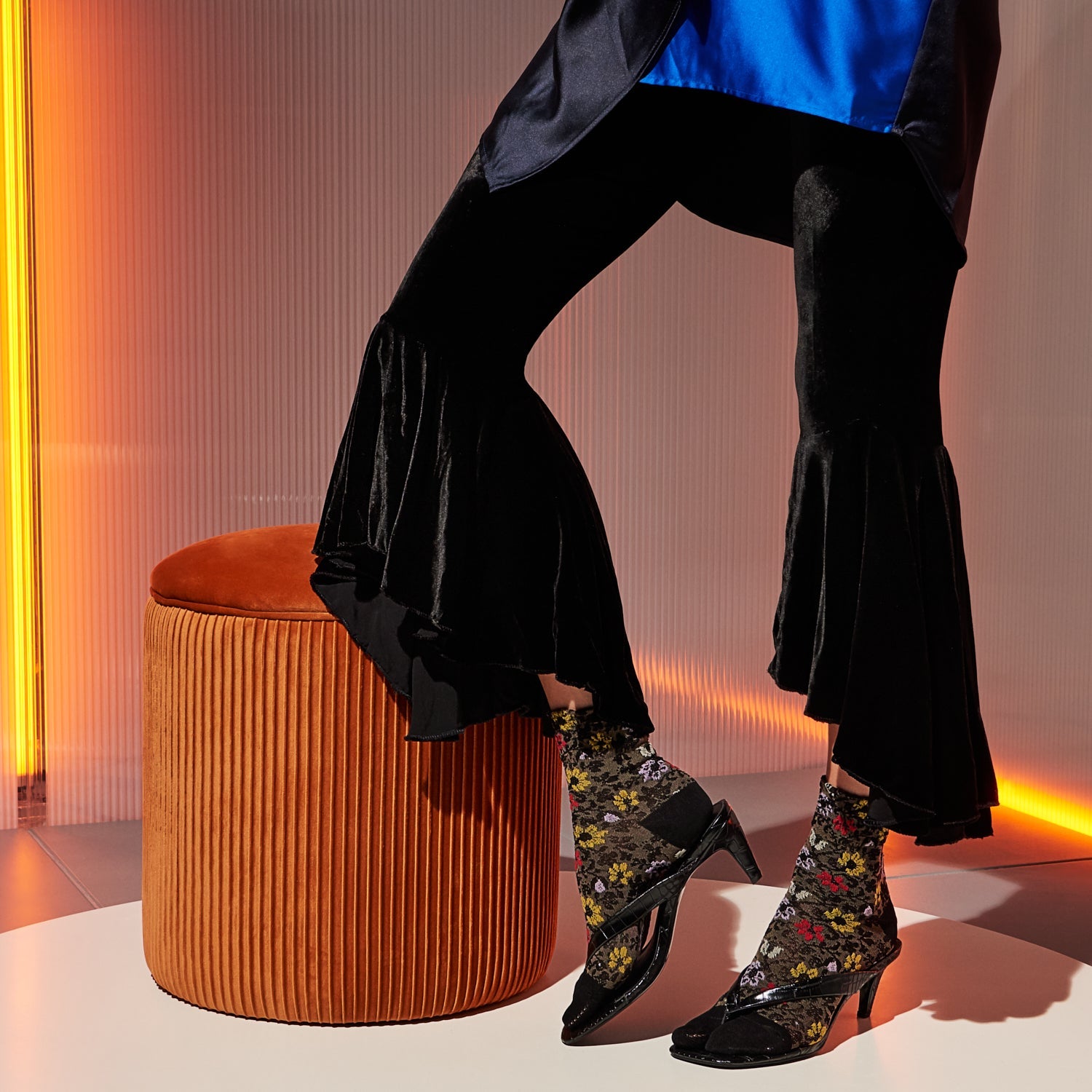 Float Flower Cotton Tabi  Crew Socks