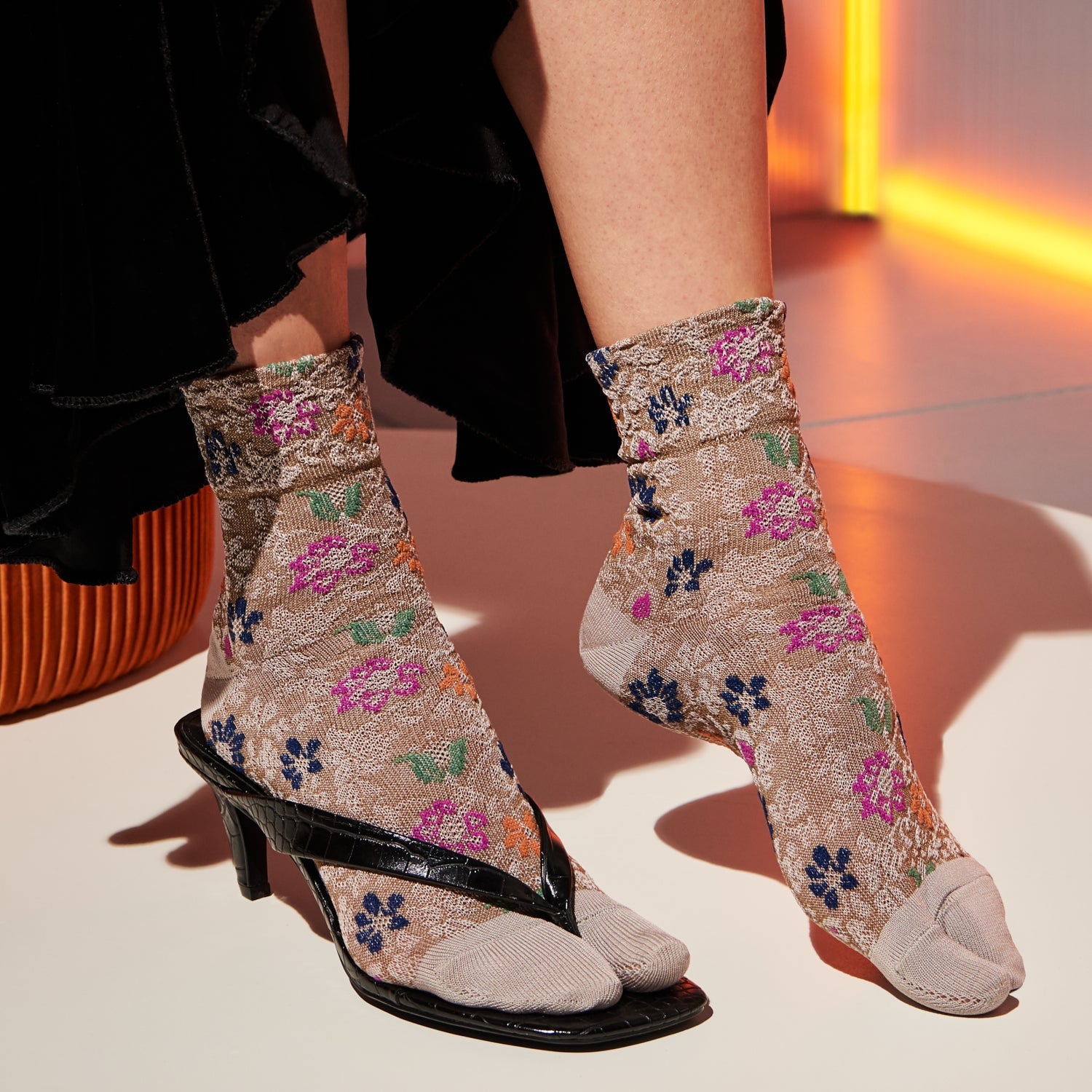 Float Flower Cotton Tabi  Crew Socks