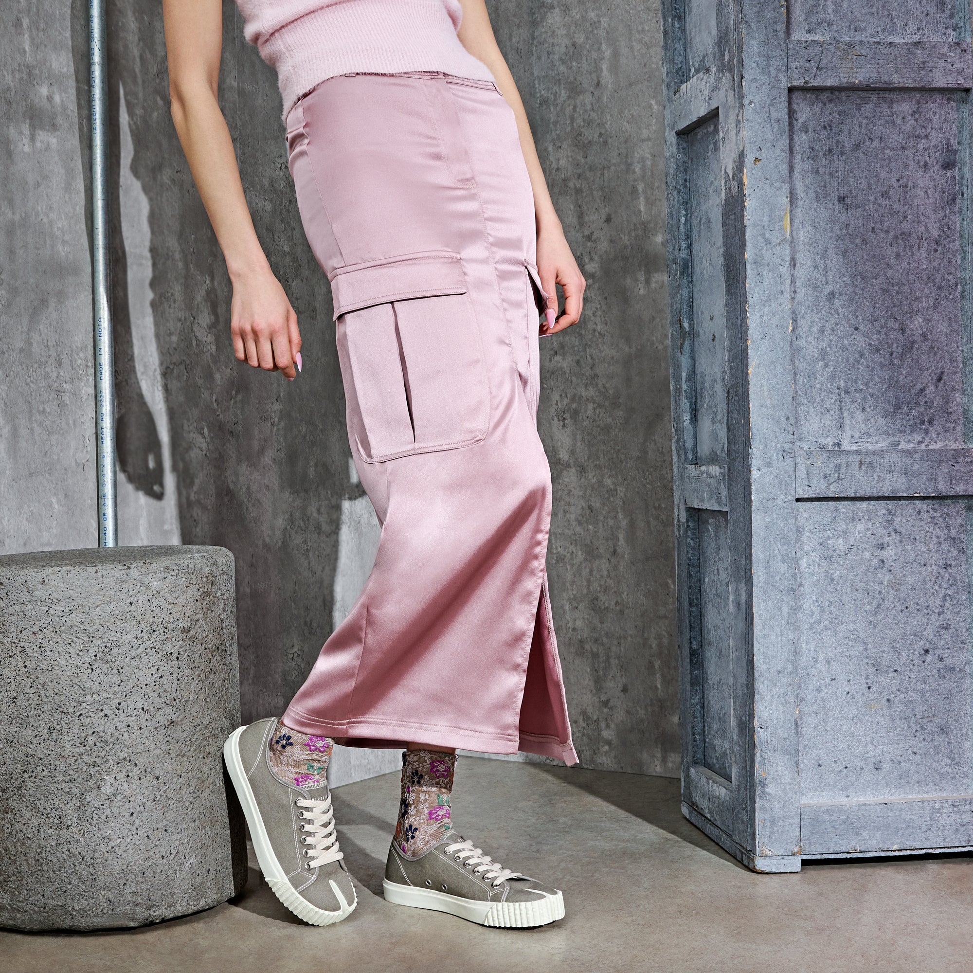 Float Flower Cotton Tabi  Crew Socks