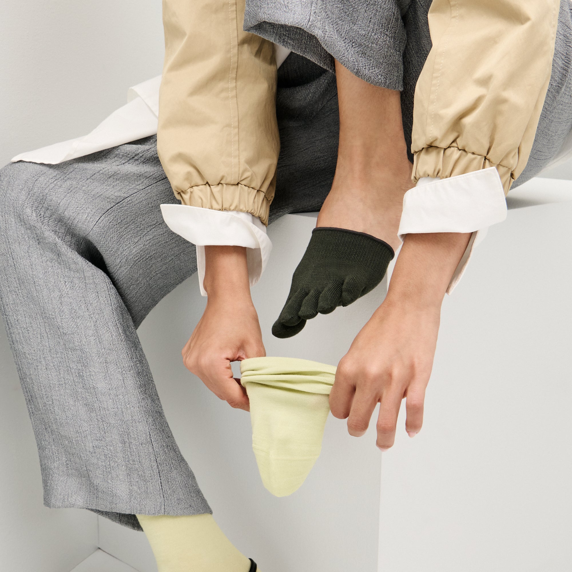 Green Tea Silk Toe Cover Socks