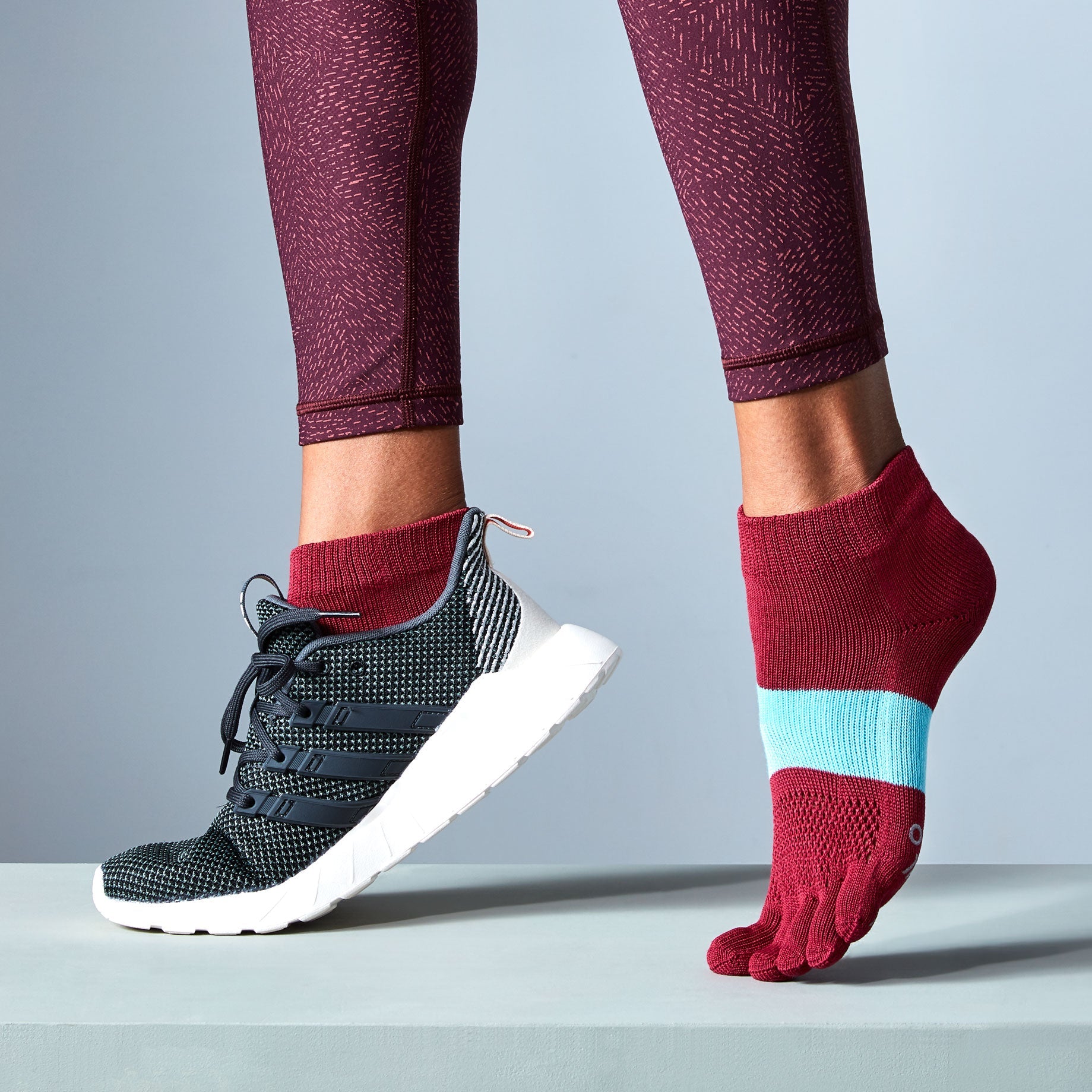 Signature Run Toe  Socks