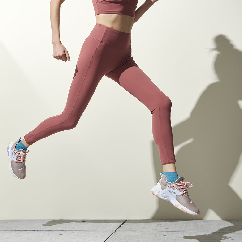 Signature Run Tabi  Socks