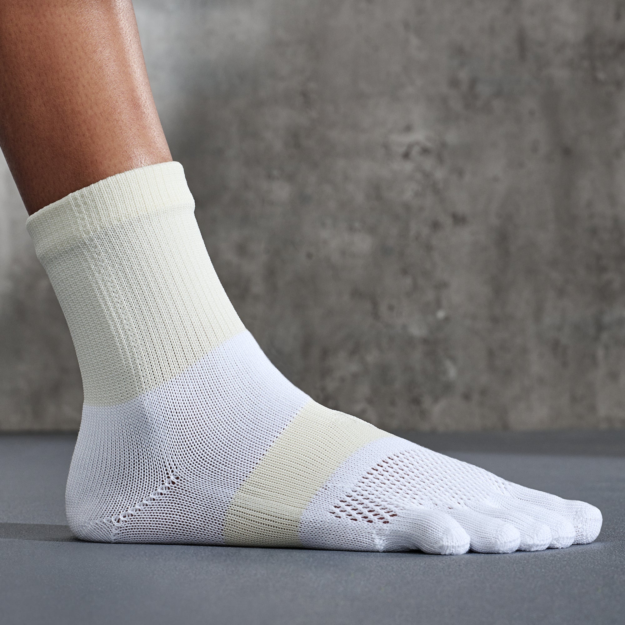 Signature Run Toe  Crew Socks