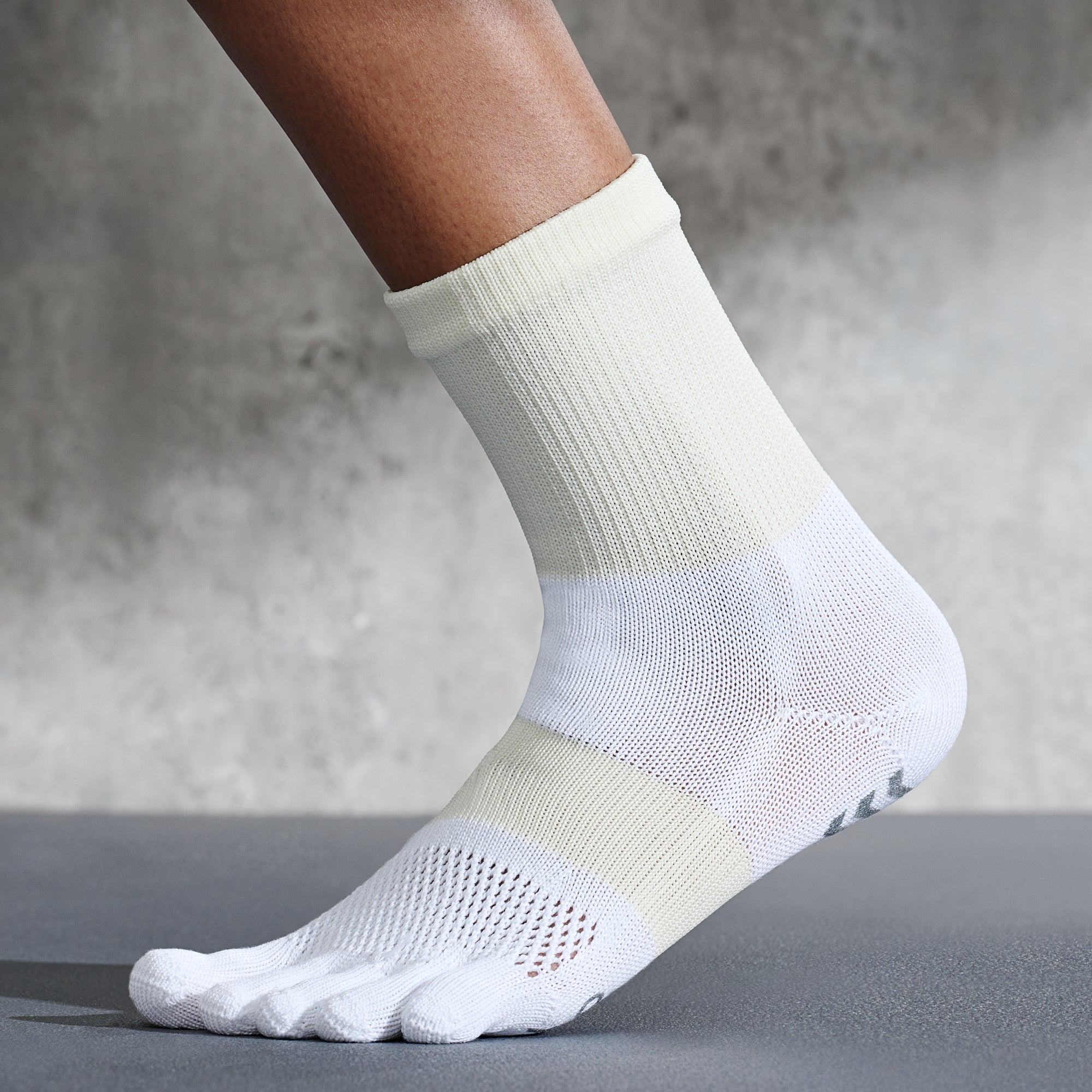 Signature Run Toe  Crew Socks