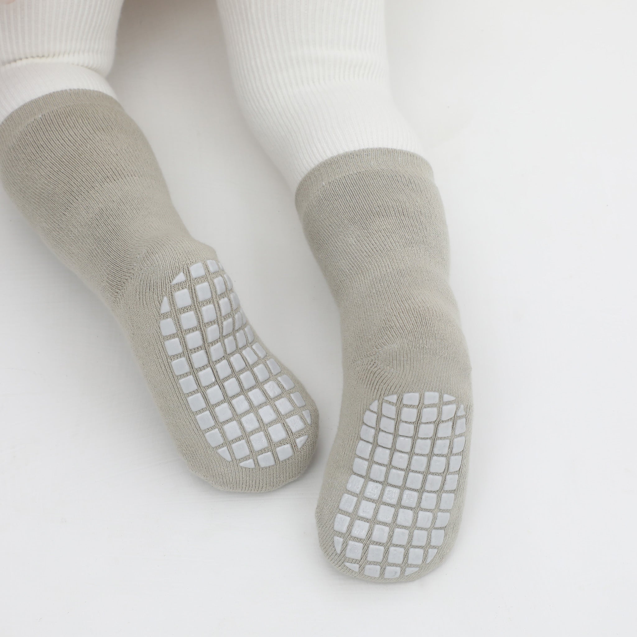 Into The Wild II - Extra Warm- 4 Pairs of Stay-On Baby & Toddler Non-Slip Socks