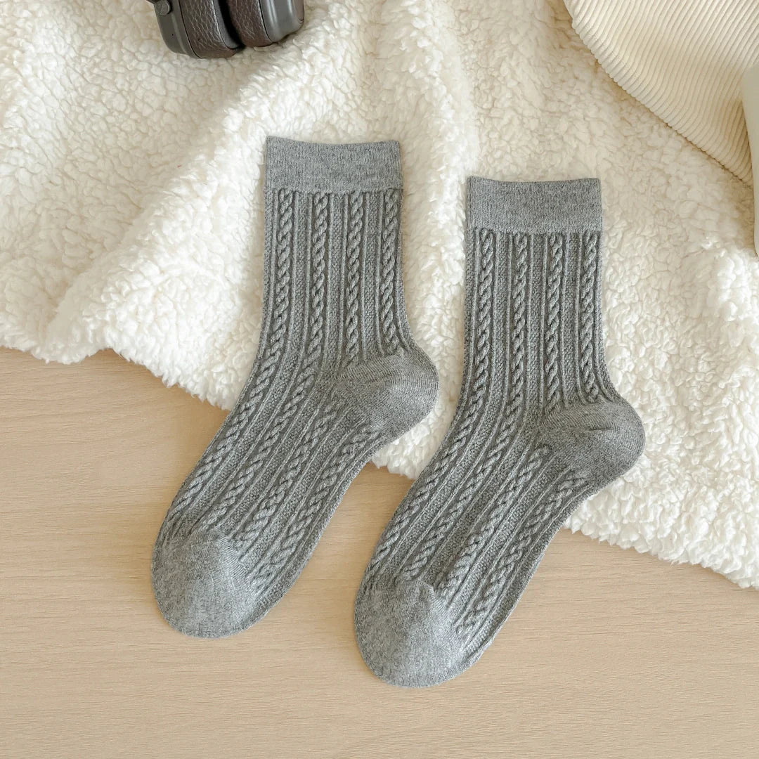 Soft Cable Crew Socks