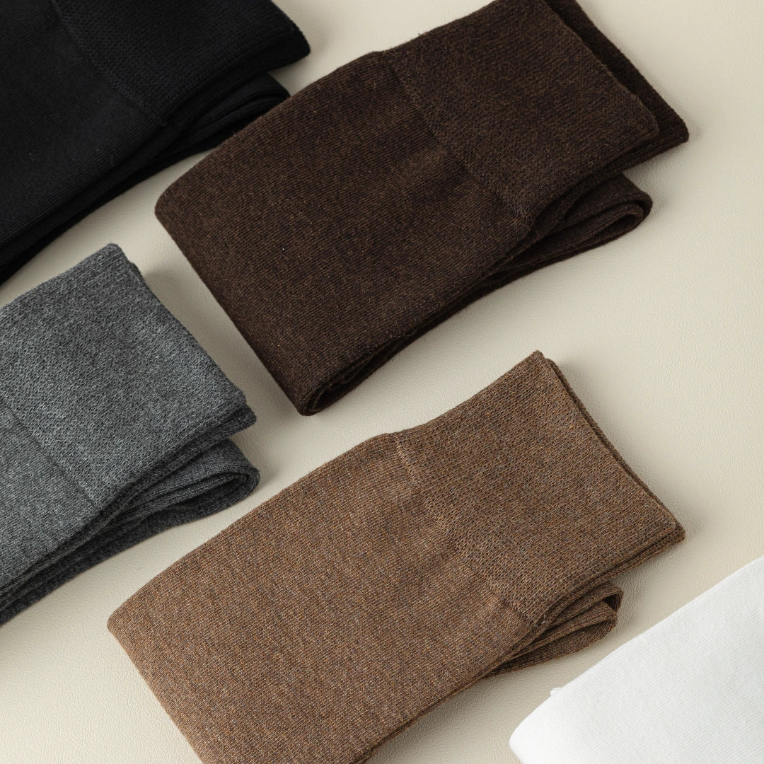 High-Cotton Smooth Knee-High