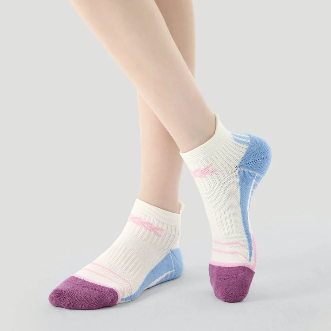 Performance Cushioned Ankle Socks - White