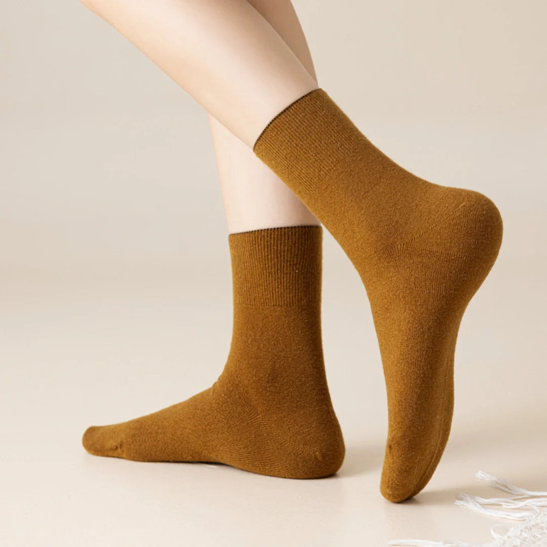 47.5% Wool Blend Essential Crew