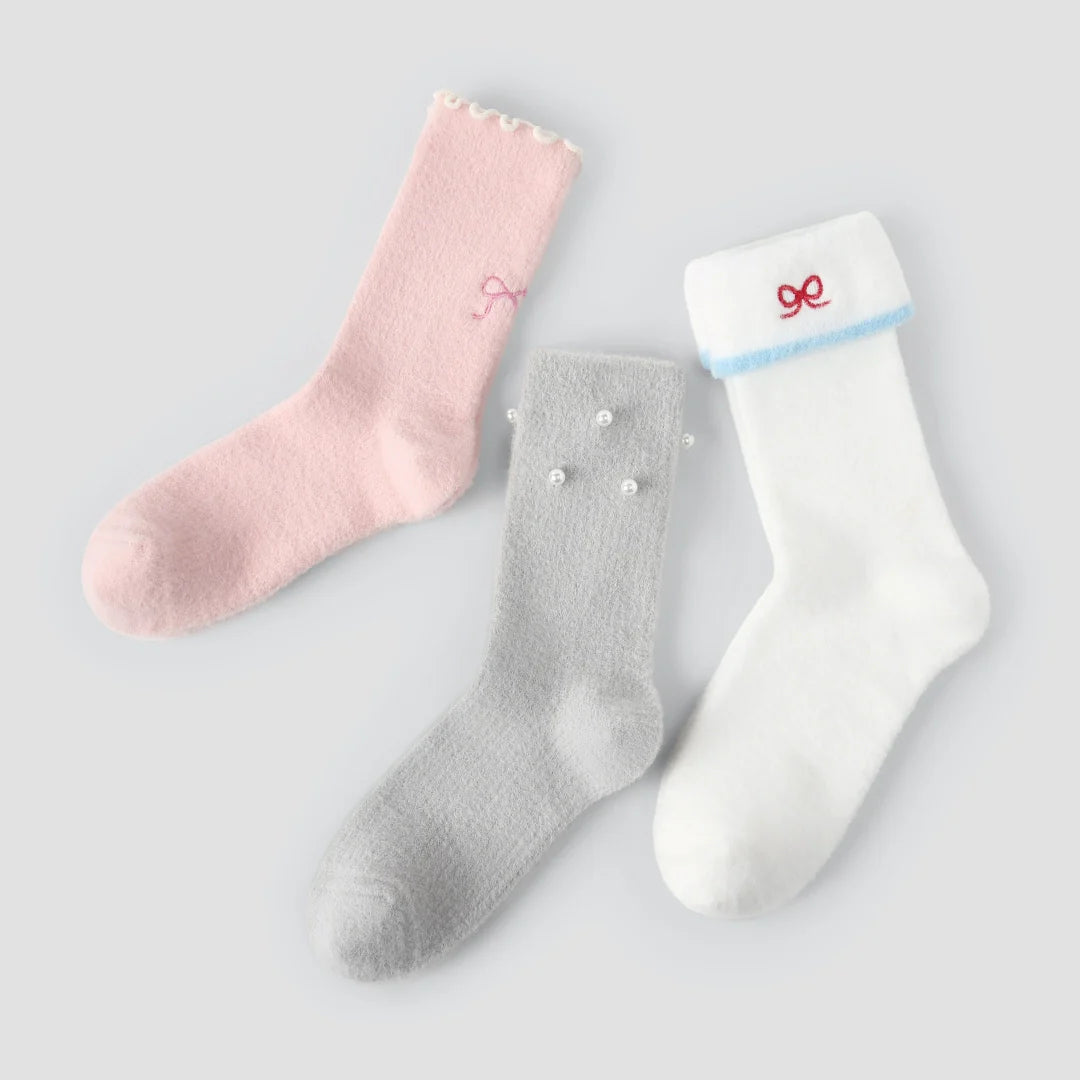 Bow & Pearl Plush Fuzzy 3-Pack