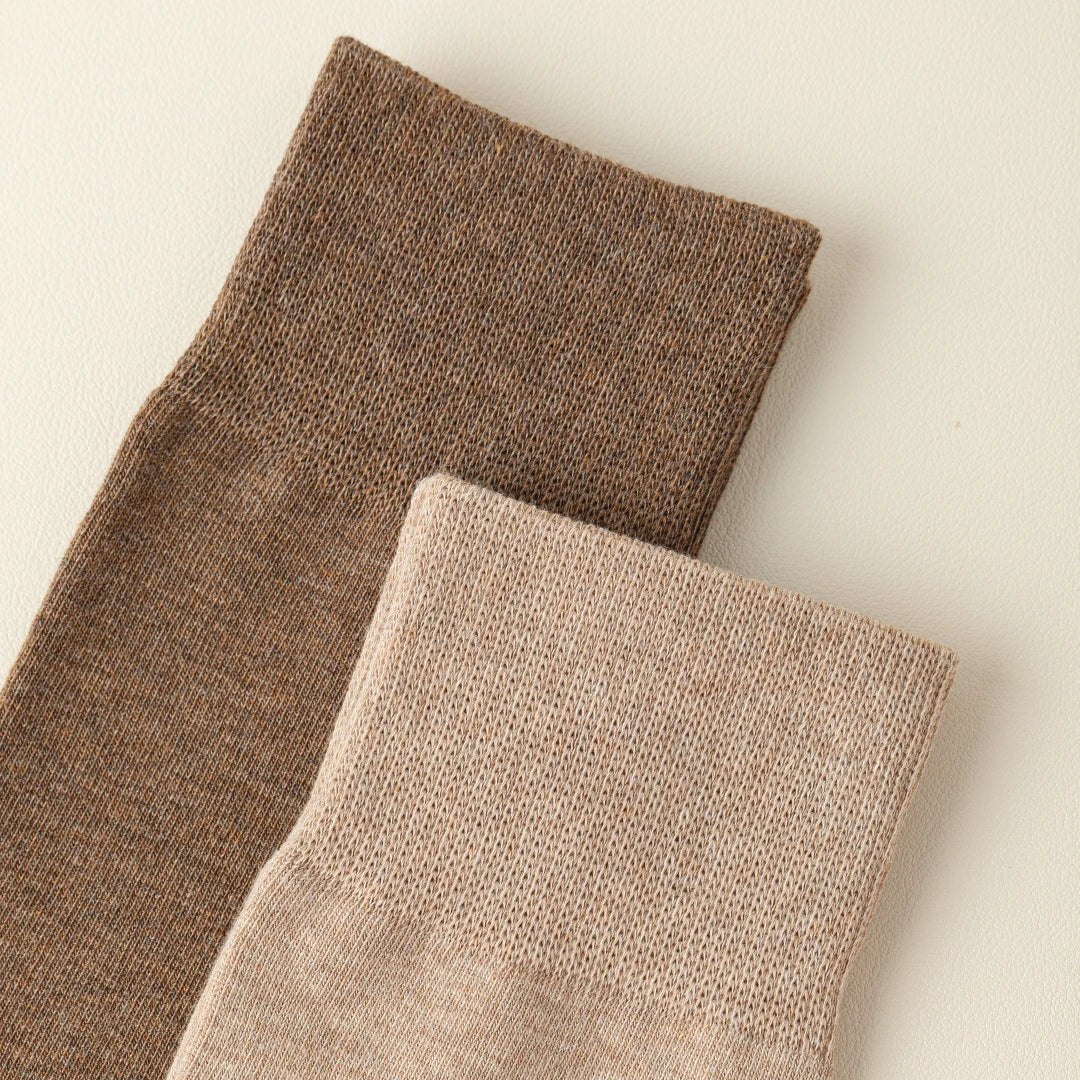 High-Cotton Smooth Knee-High