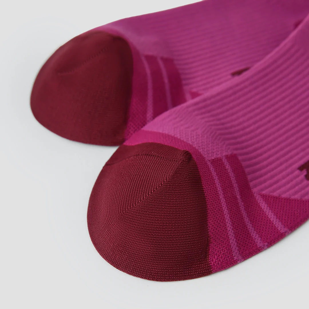 Micro-Compression Performance Knee-High - Magenta