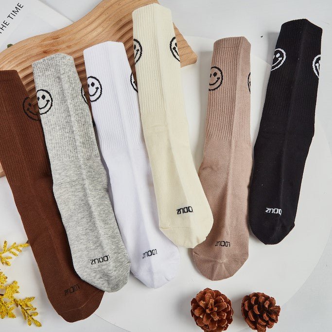 Unisex Simple Smiley Sock