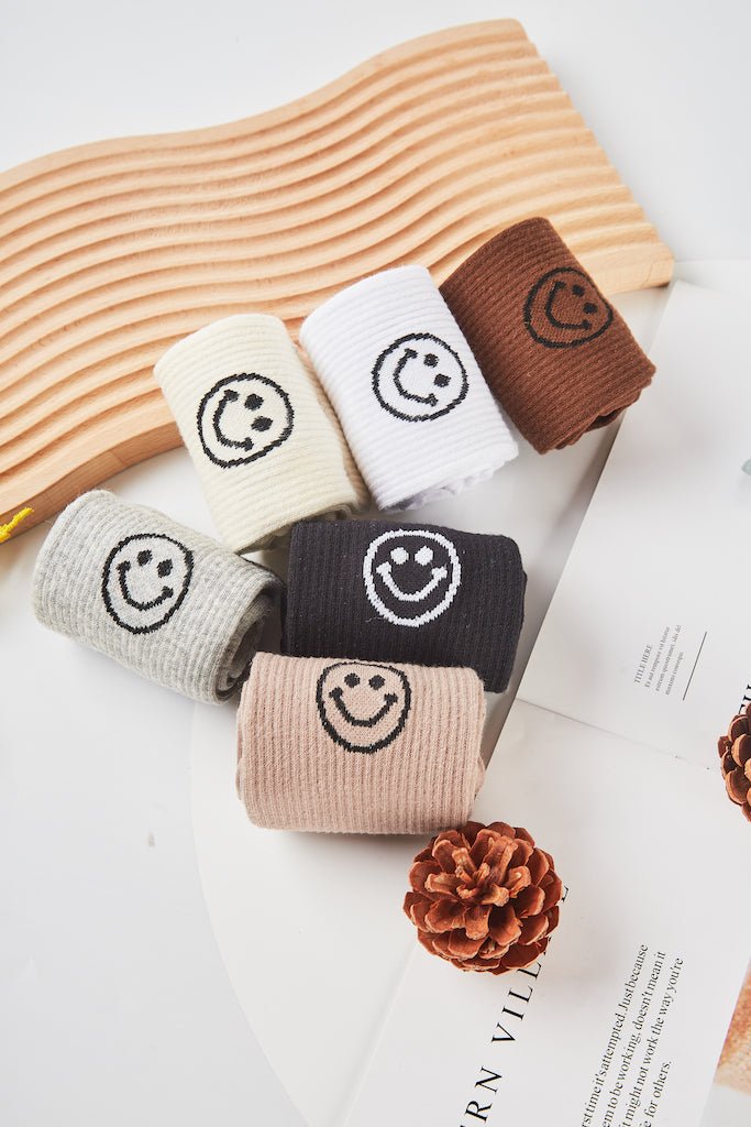 Unisex Simple Smiley Sock