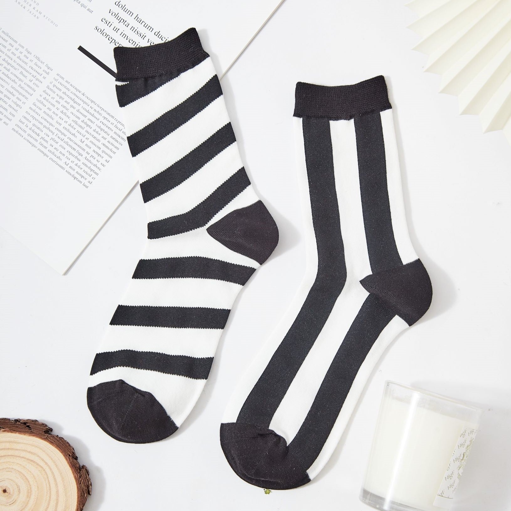 Women's Asymmetric AB Bold Striped socks