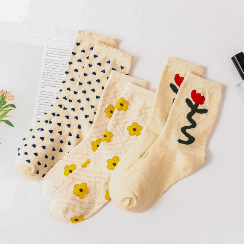 Women's Floral and Heart Socks - Crew