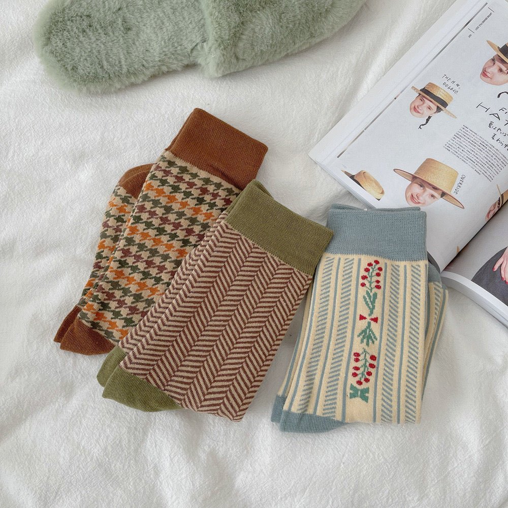 Women's Houndstooth Haven Socks