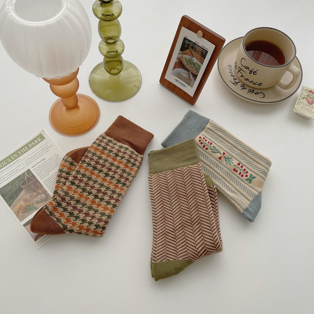 Women's Houndstooth Haven Socks