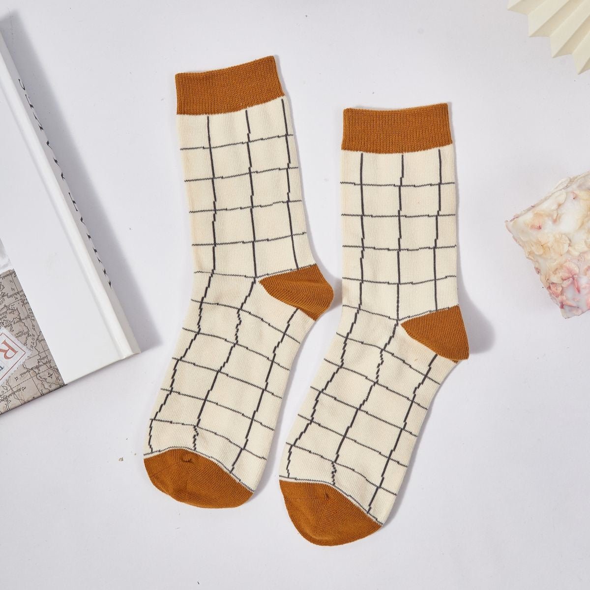 Women's Rustic Checkered Charm Socks