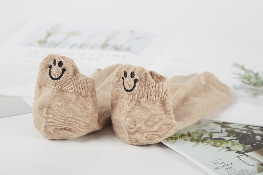 Women's Three Pairs Smiley Socks Upgraded - Ankle