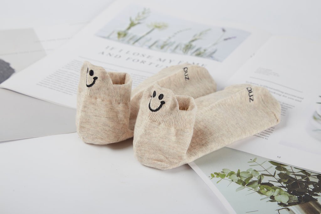 Women's Three Pairs Smiley Socks Upgraded - Ankle