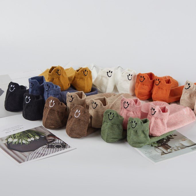 Women's Three Pairs Smiley Socks Upgraded - Ankle