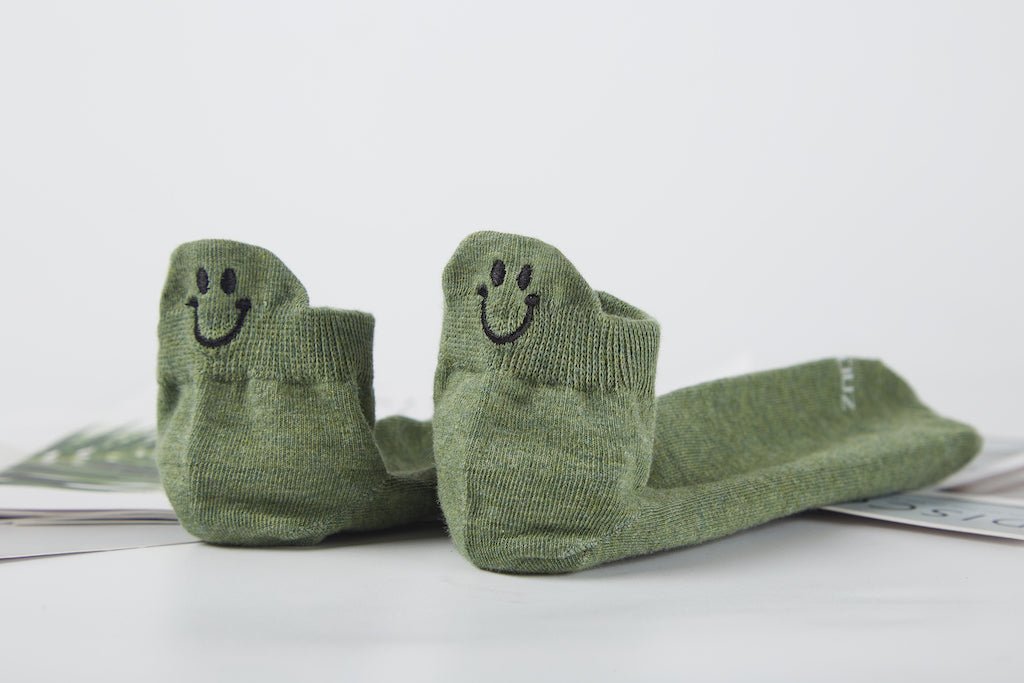 Women's Three Pairs Smiley Socks Upgraded - Ankle